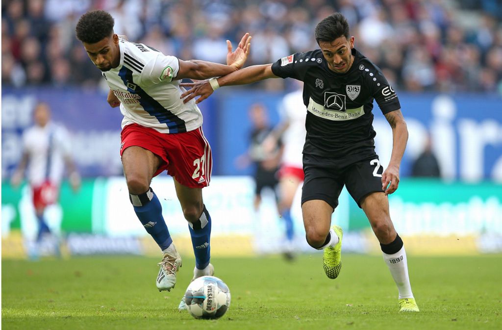Noch neun schwere Duelle wie das Heimspiel gegen den Hamburger SV (hier Josha Vagnoman) stehen für den VfB Stuttgart mit Stürmer Nicolas Gonzalez an.