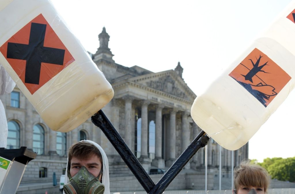 Demonstration gegen die Verwendung von Glyphosat in Berlin. Foto: dpa