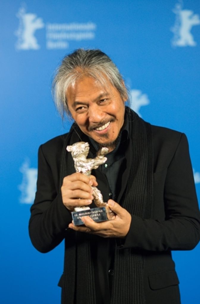 Preisträger des Silbernen Bären und Alfred-Bauer-Preises ist Lav Diaz, der für seinen Spielfilm „Hele Sa Hiwagang Hapis“ ausgezeichnet wurde.