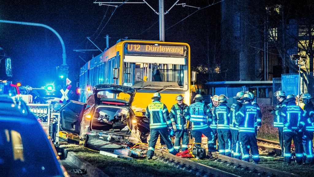 Zwischen Remseck und Stuttgart: Tod im Gleis: Polizei wertet Video aus