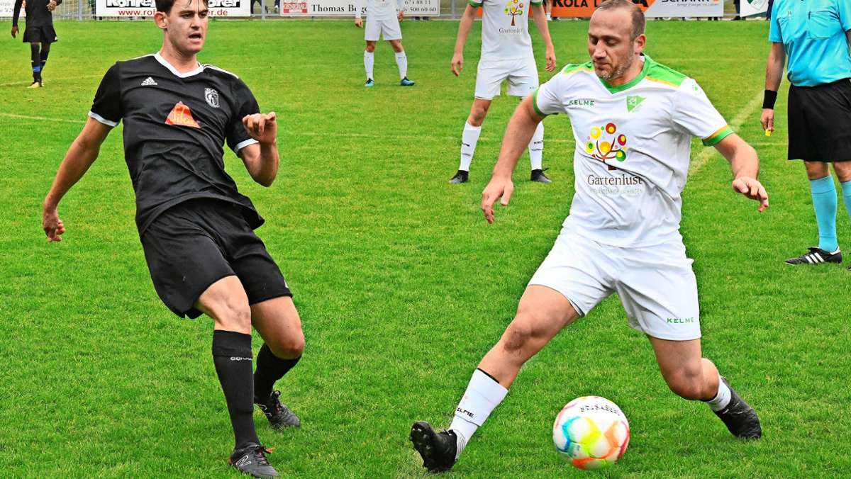 Fußball-Bezirksliga Stuttgart: Viermal Rot  im Derby und zwei Bernhausener Spieler-Rauswürfe