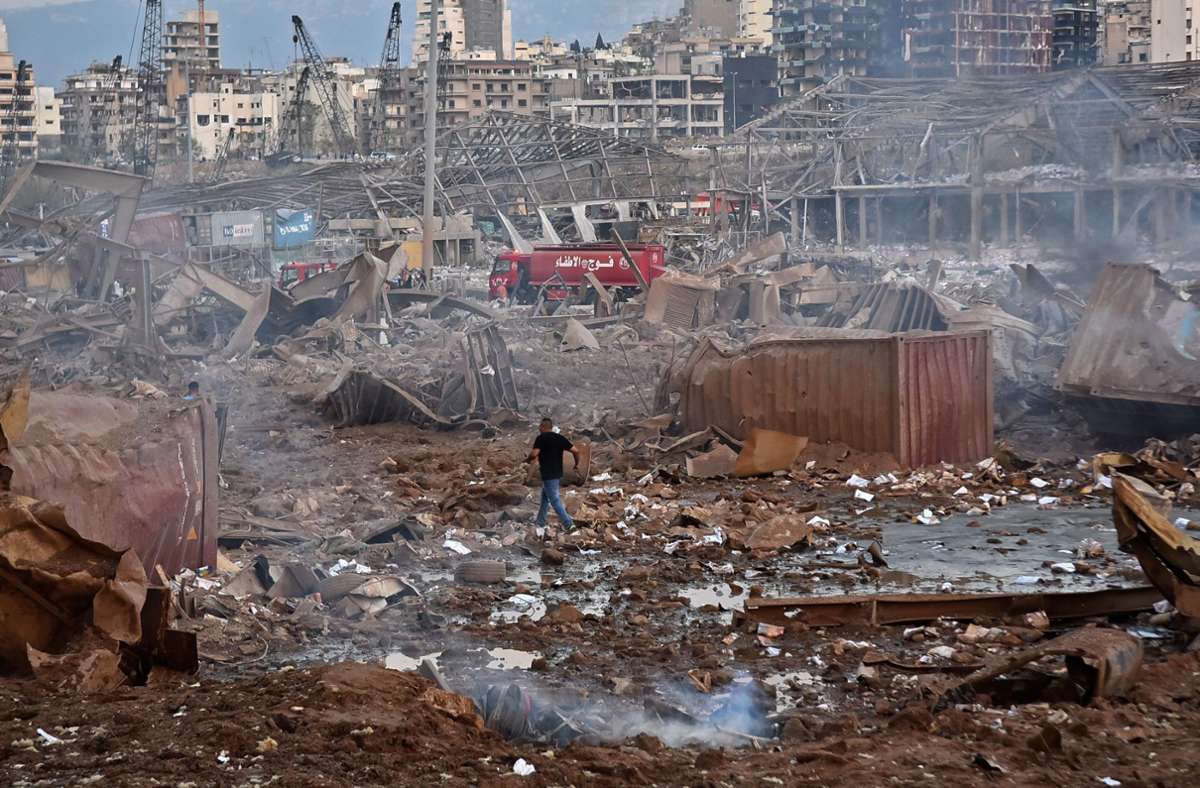 Am 4. August ereignete sich in der Hafengegend der libanesischen Hauptstadt Beirut eine gewaltige Explosion. Auslöser der Katastrophe waren 2750 Tonnen Ammoniumnitrat, die in einem Depot lagerten und durch einen Brand detonierten. Mindestens 190 Menschen verloren ihr Leben, rund 300.000 ihr Zuhause.