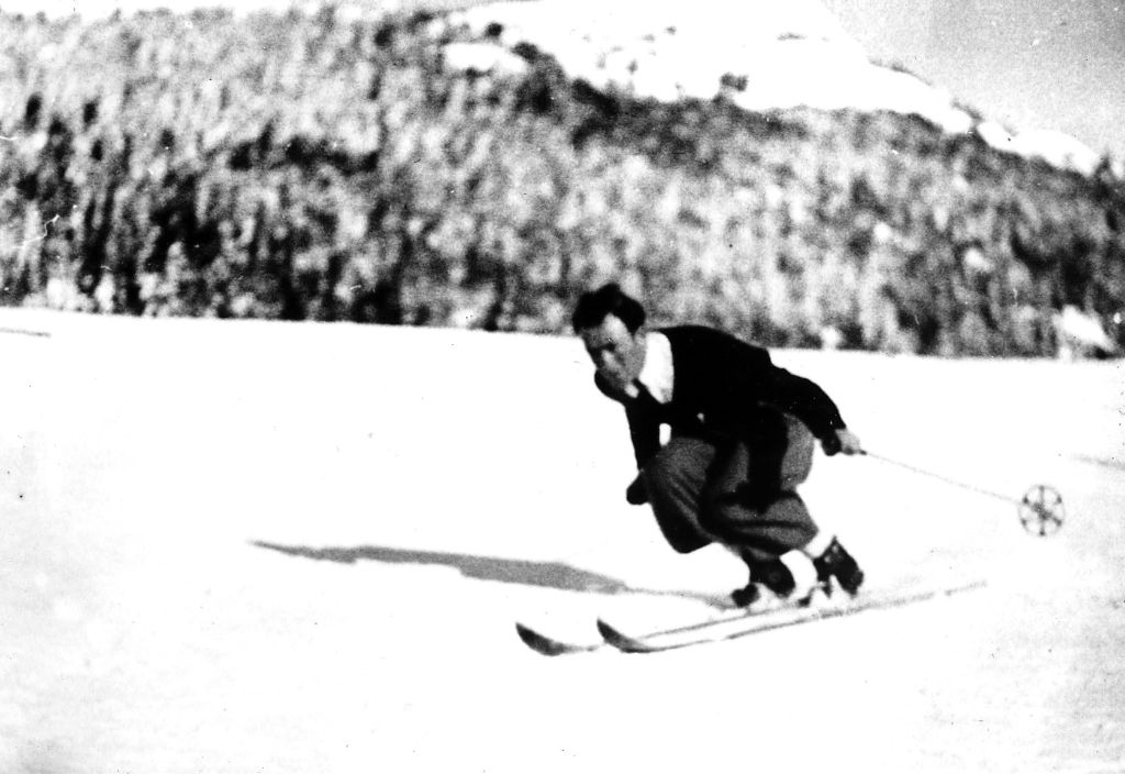 Crans Montana gilt als Geburtsstätte alpiner Wettkämpfe. Damals, am 7. Januar des Jahres 1911, stürzten sich ein gutes Dutzend mutige Männer auf Holzlatten ins Tal. Aus heutiger Sicht der reine Wahnsinn. Die Strecke führte von der Wildstrubel-Hütte auf 2791 Meter Höhe ...