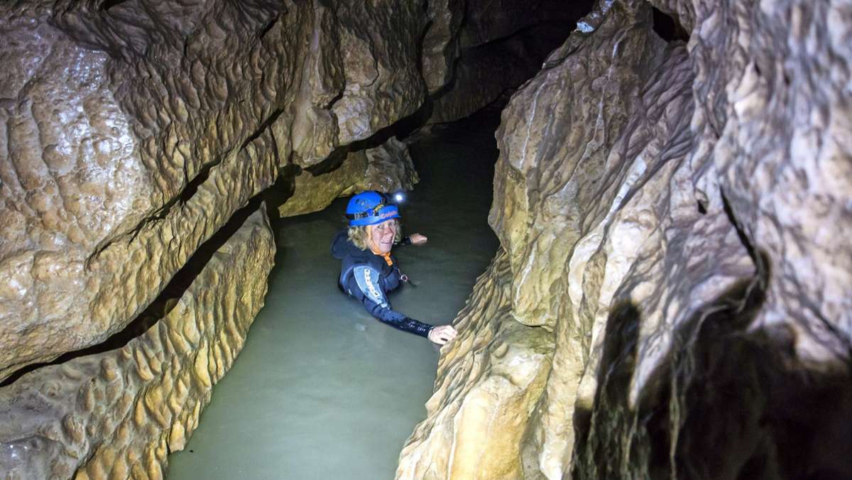 Höhlen auf der Schwäbischen Alb: Falkensteinerhöhle – in eisigen Tiefen