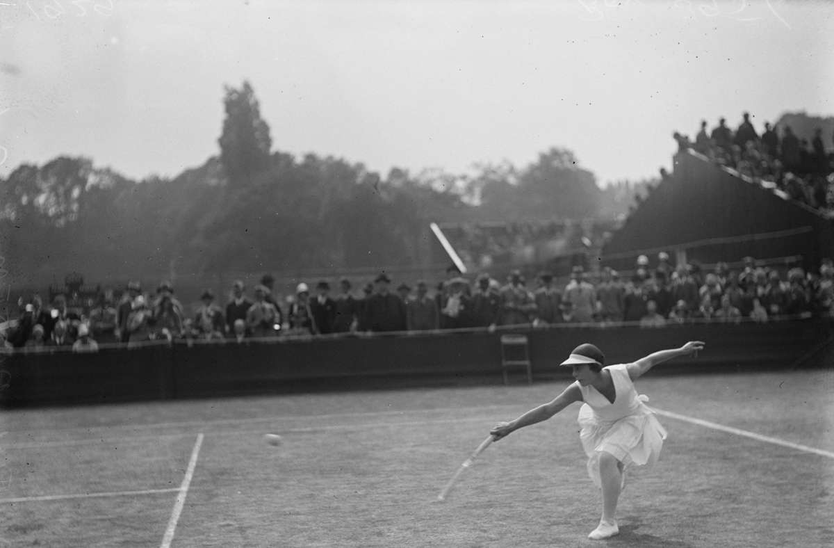 Cilly Aussem (rechts) gewann im Jahr 1931 die French Open und in Wimbledon.
