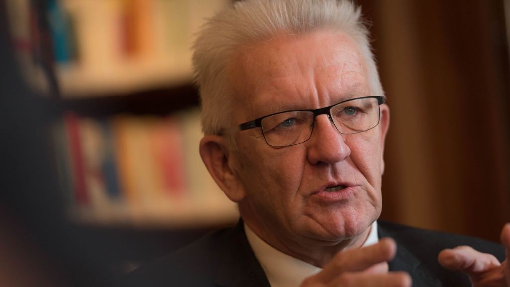Aylstreit: Kretschmann stützt Kanzlerin Merkel - Kritik an CSU