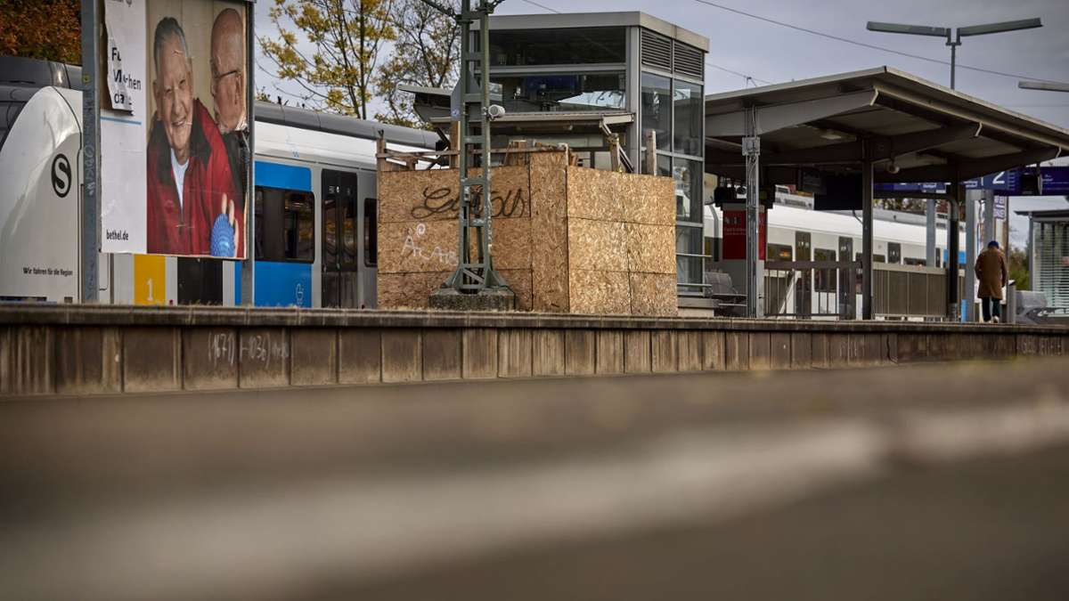 Barrierefreiheit an Bahnhöfen im Rems-Murr-Kreis: Die Bahn soll endlich handeln