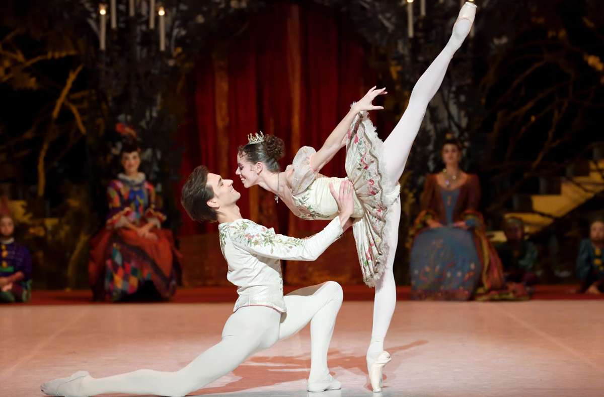 Friedemann Vogel und Elisa Badenes sind „Dance Europa“ Nennungen als Tänzer des Jahres wert – für ihre exzellente Leistung in „Dornröschen“.