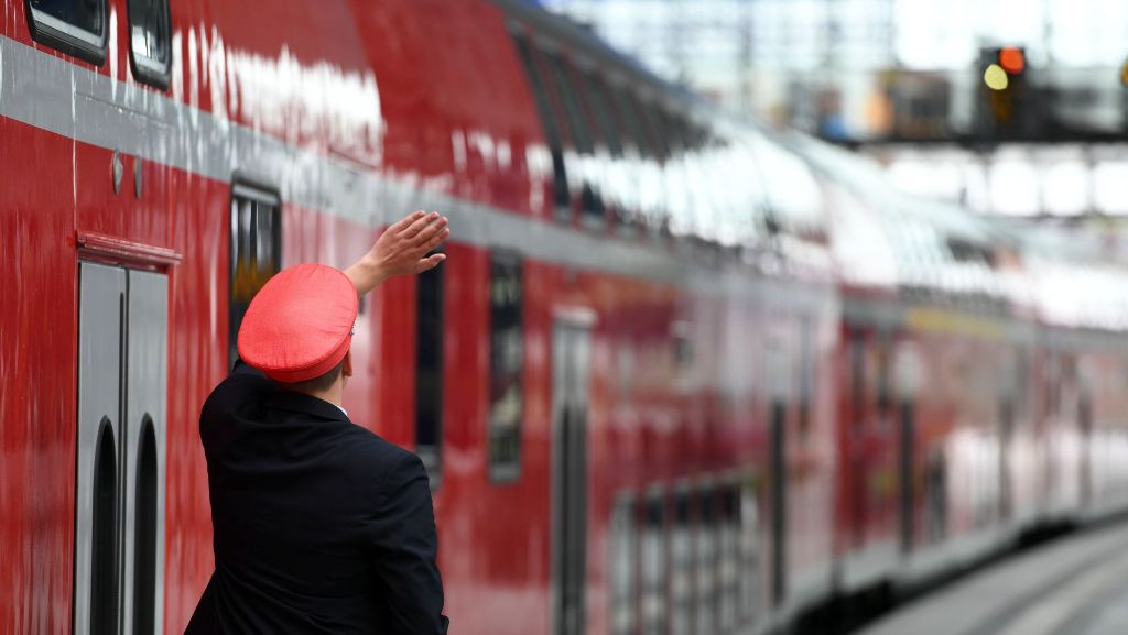 Amstetten: Zugbegleiterin von Regionalbahn überrollt