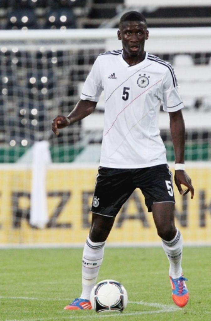 Rüdiger gehörte auch zum Kader der deutschen U-18- sowie U-19- Nationalmannschaften.