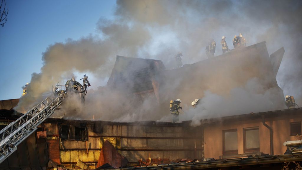 Liveticker nach dem Feuer in Waiblingen: Polizei geht von Brandstiftung aus