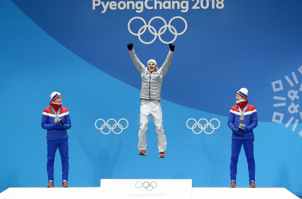 Wie im Traum: Andreas Wellinger wird Olympiasieger. Foto: Getty Images AsiaPac