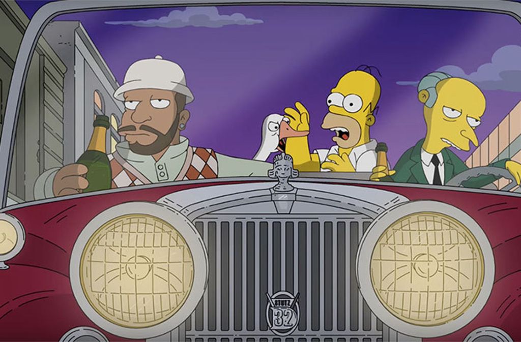Der Protz-Rapper Jay G (links) führt Mr. Bruns vor, wie man Reichtum richtig auslebt. Homer wird derweil von Jay G’s Maskottchen, der Goldenen Gans, malträtiert.
