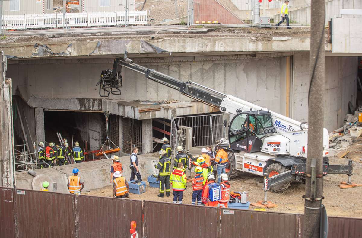 In der Baustelle des Leuzetunnels ist ein Gerüst unterspült worden und eingestürzt. Foto: 7aktuell/Adomat