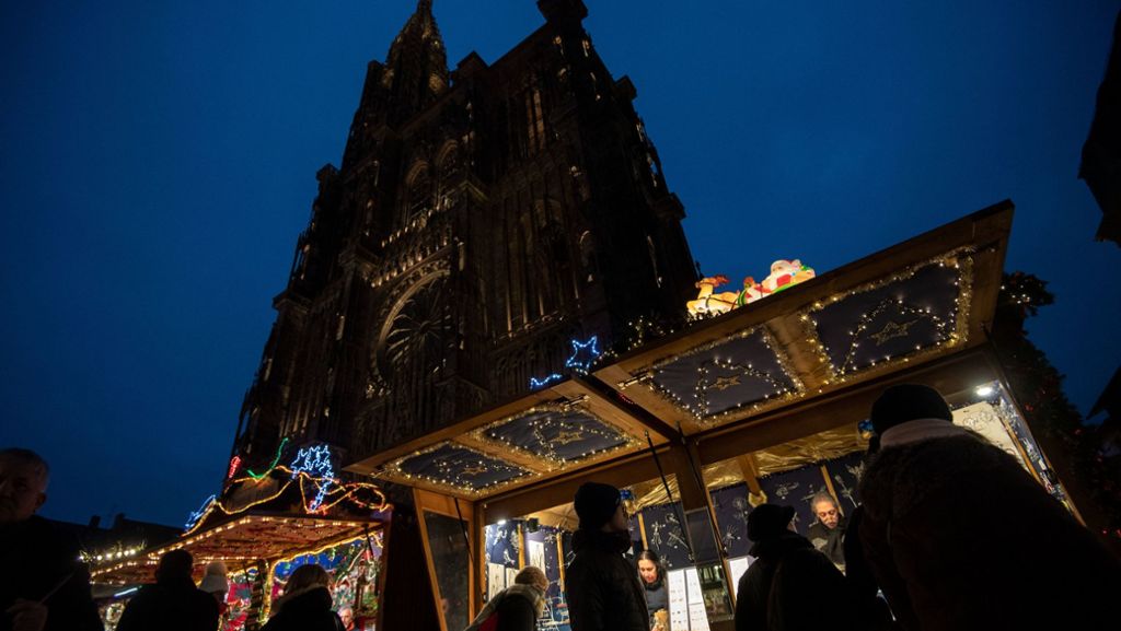  In einem Interview berichtet der Vater des Attentäters von Straßburg, dass sein Sohn Chérif C. ein Anhänger der Terrormiliz IS gewesen sei. Der 29-Jährige hat auf dem Weihnachtsmarkt vier Menschen getötet. 