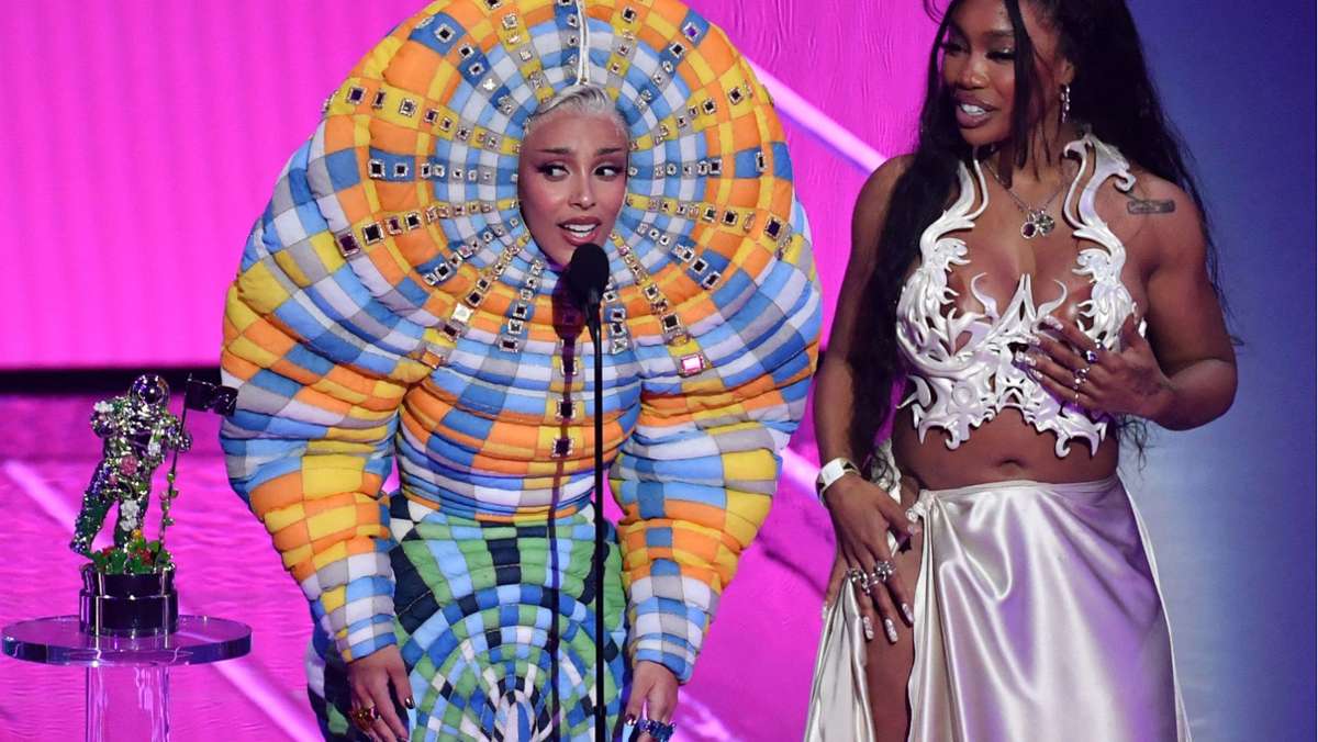 MTV Video Music Awards: Die seltsamen Outfits der Stars